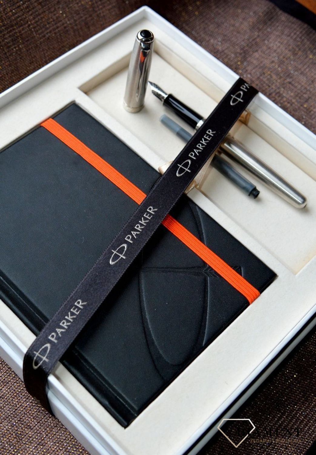 Zestaw Parker Pióro Wieczne z czarnym Notesem 1889088. Zestaw Parker z grawerem (1).JPG